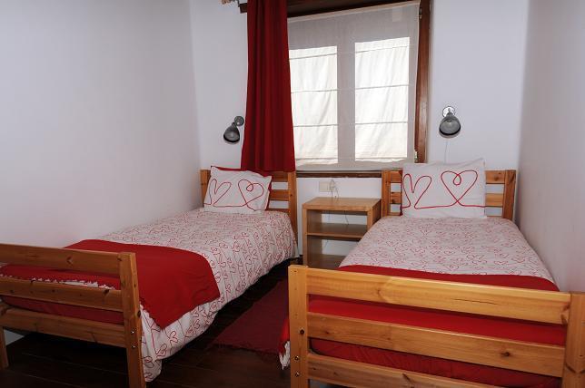 Apartamentos Rentaran Tredós Pokoj fotografie